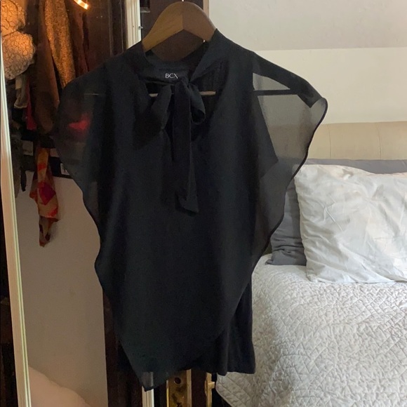 Flowy Black Blouse - Picture 1 of 4